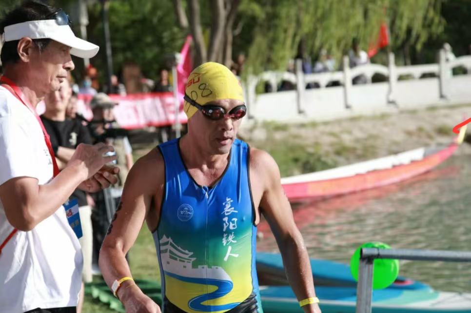 “鲲鹏径”全球铁人传奇之刘庆:从保安到铁人的破界逆袭