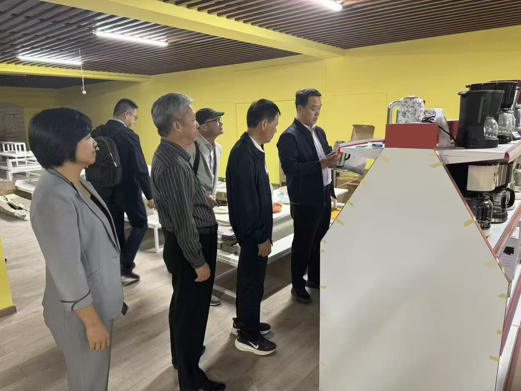 广东省阳江市政企代表团到访吉尔吉斯粤商会/中亚广东总商